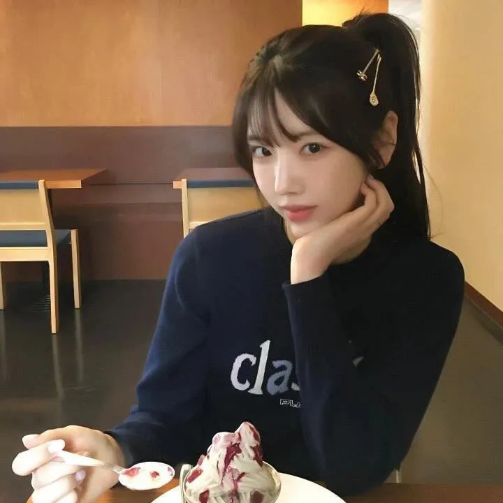 尤莉亚老师的红线